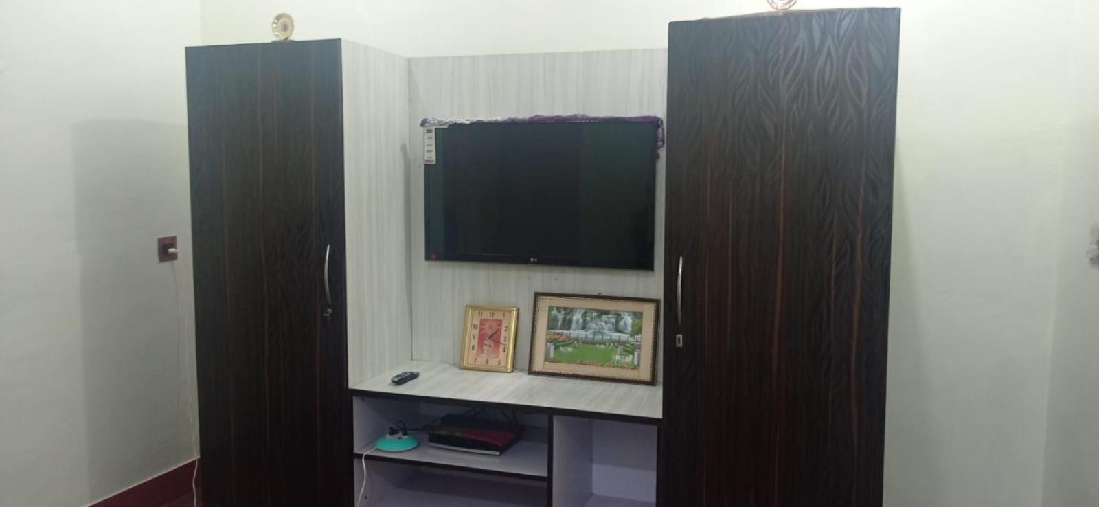 Homestay Comfort Villa Rāmpur Exterior foto